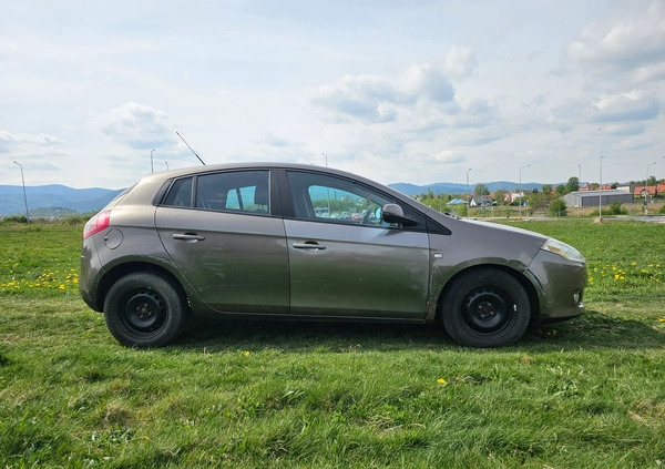 Fiat Bravo cena 10500 przebieg: 174108, rok produkcji 2008 z Bielawa małe 106